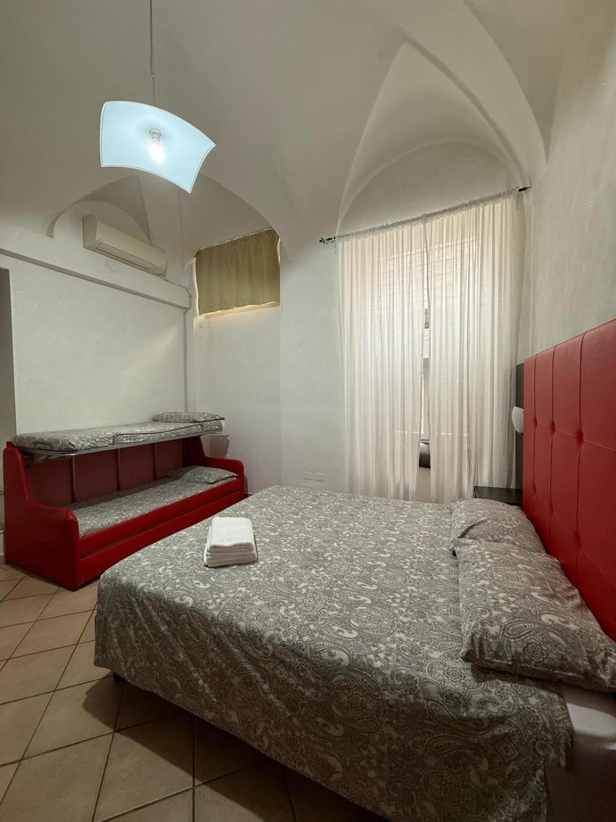 Sakura Inn Санремо Экстерьер фото