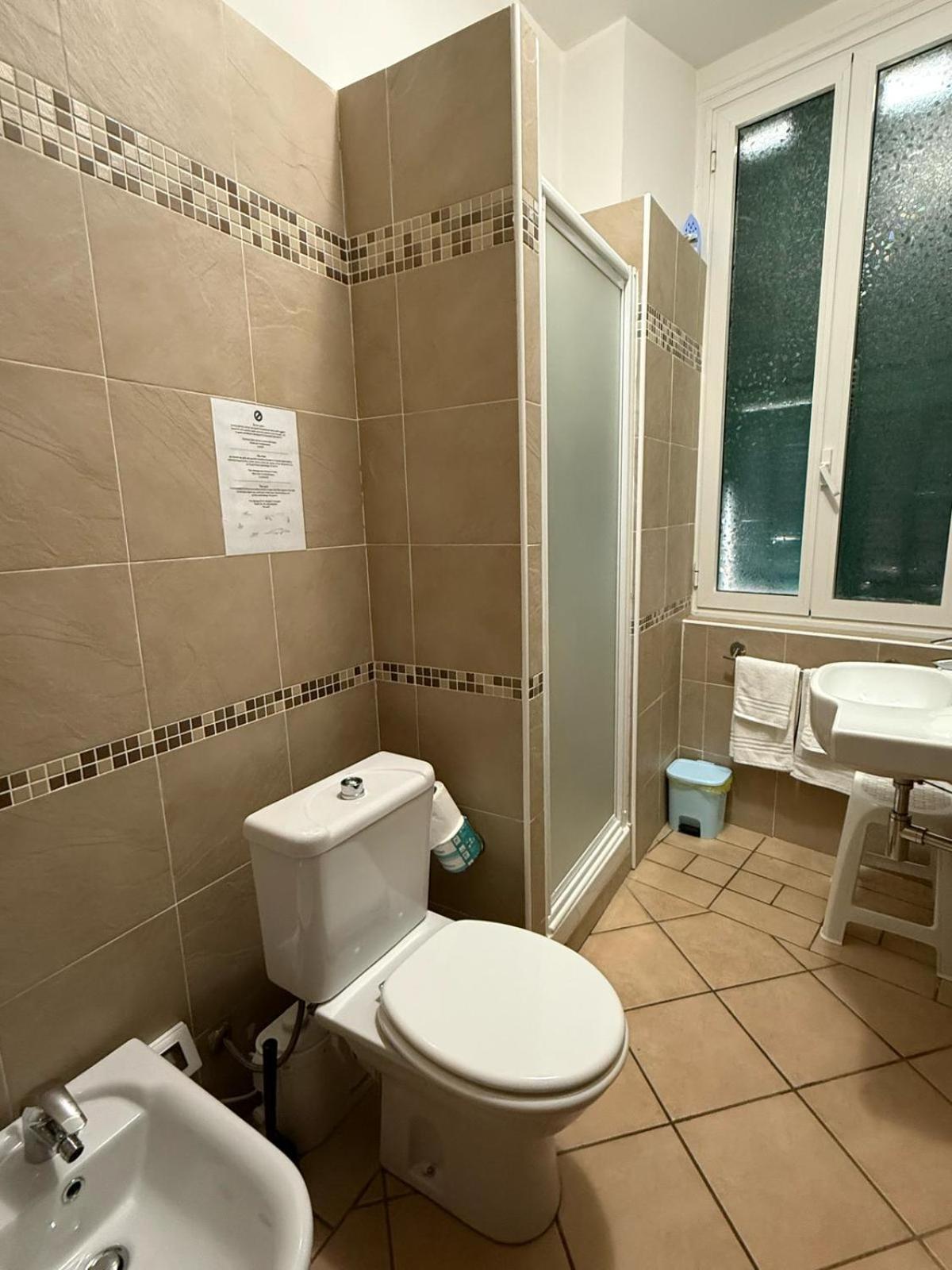 Sakura Inn Санремо Экстерьер фото
